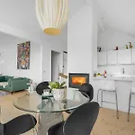 Stunning In With Wifi Holiday home