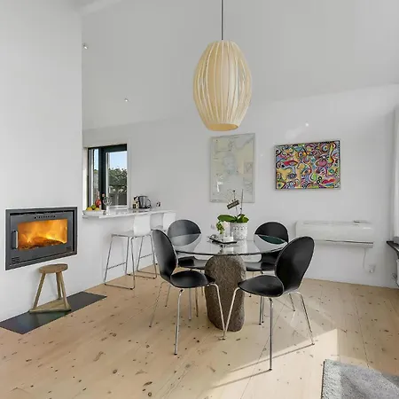 3 Bedroom Stunning In Haderslev