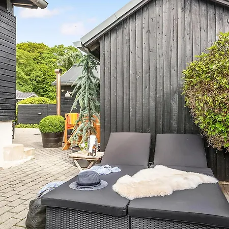 Holiday home 3 Bedroom Stunning In Haderslev